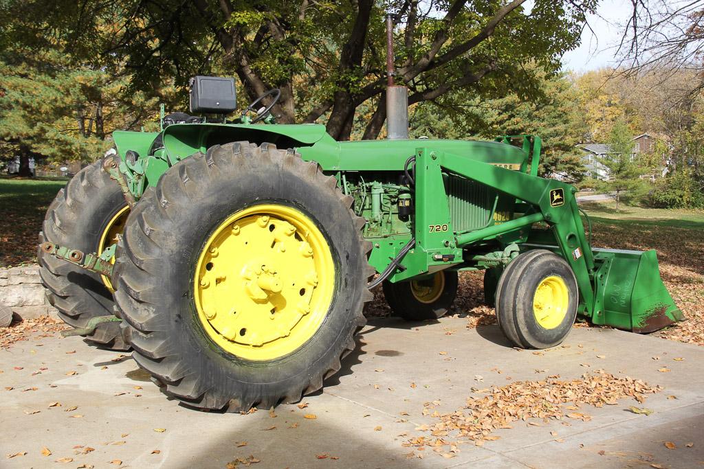 1970 John Deere 4020 Tractor with loader, 3109 Hr