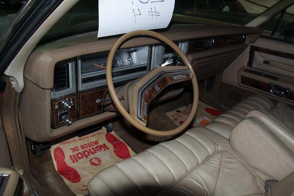 1977 Lincoln Continental, Mileage 28,564,