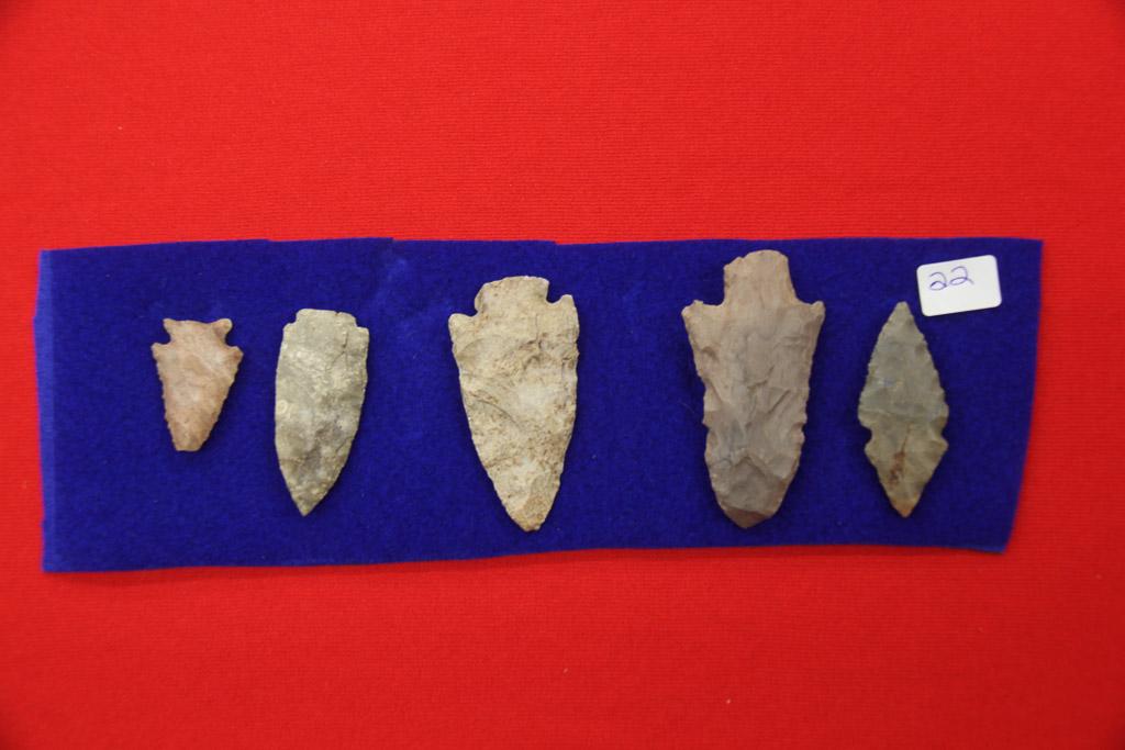 Lot of 5, Arrowheads