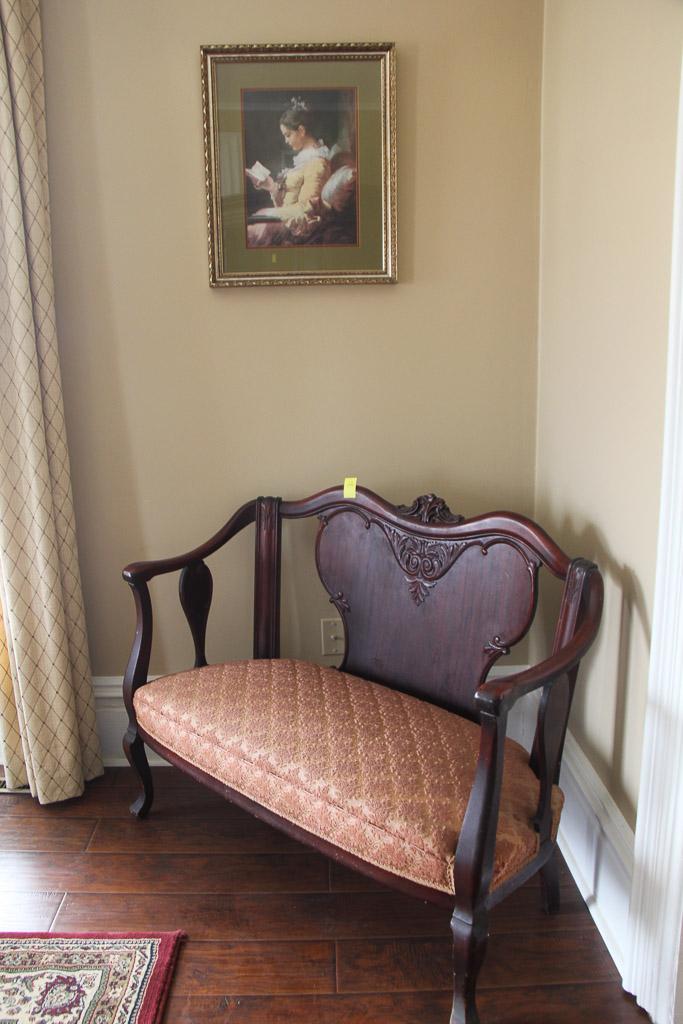 Picture and Vintage Settee