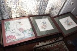 Lot of 4 Pictures, Large Violin , Swan and 2 Birds