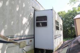 2000 CEDAR CREEK 5TH WHEEL RV WITH TITLE