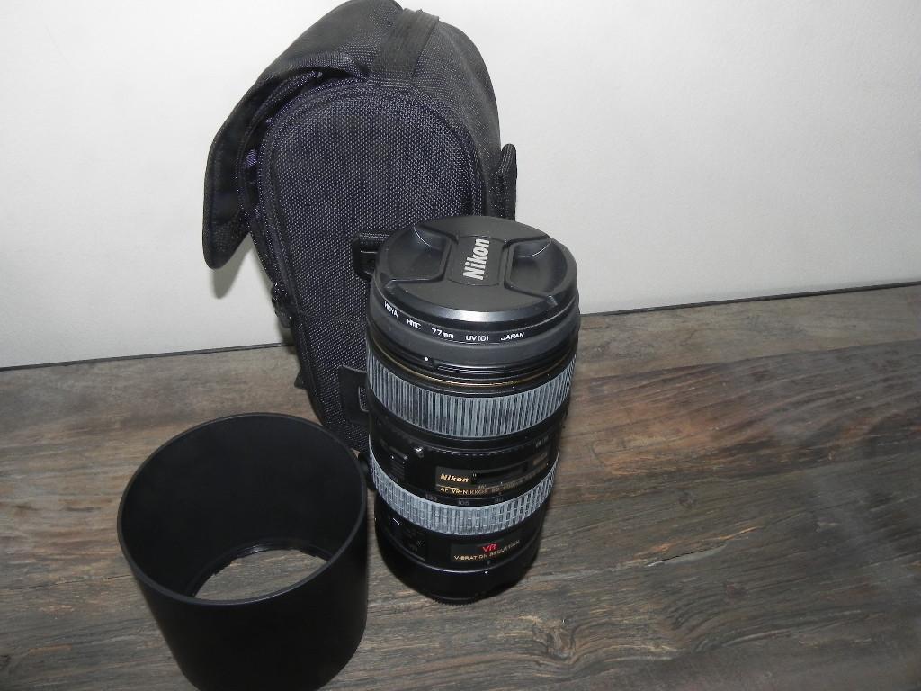 Nikon ED AF VR-Nikkor 80-400mm lens