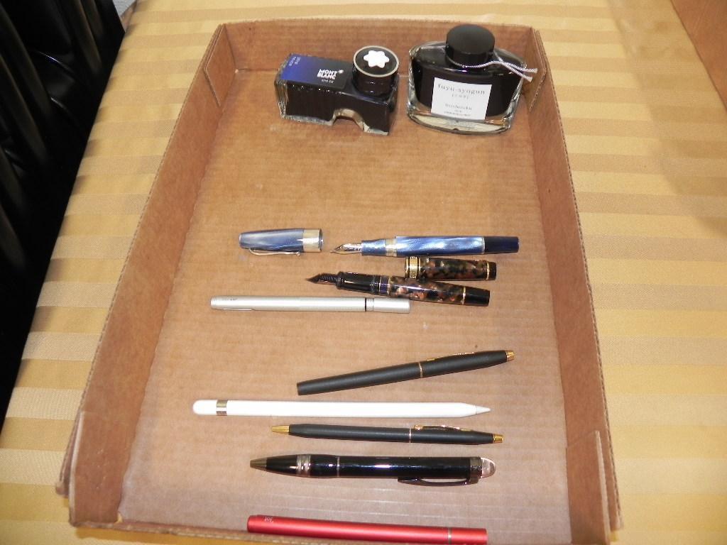 Pens and ink lot