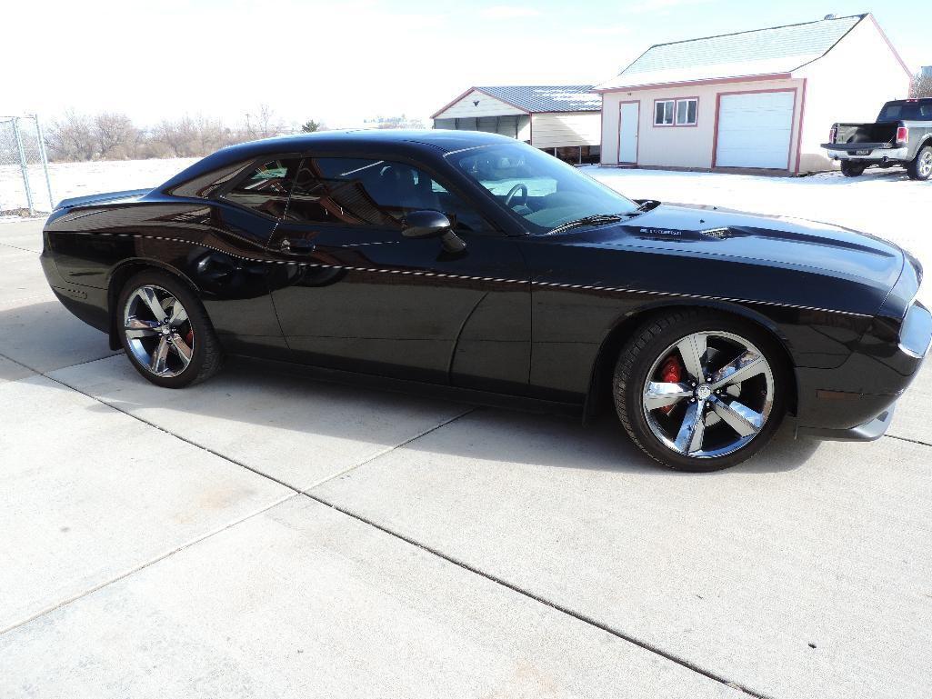 2008 Dodge Challenger SRT8 #3864 of 6400.