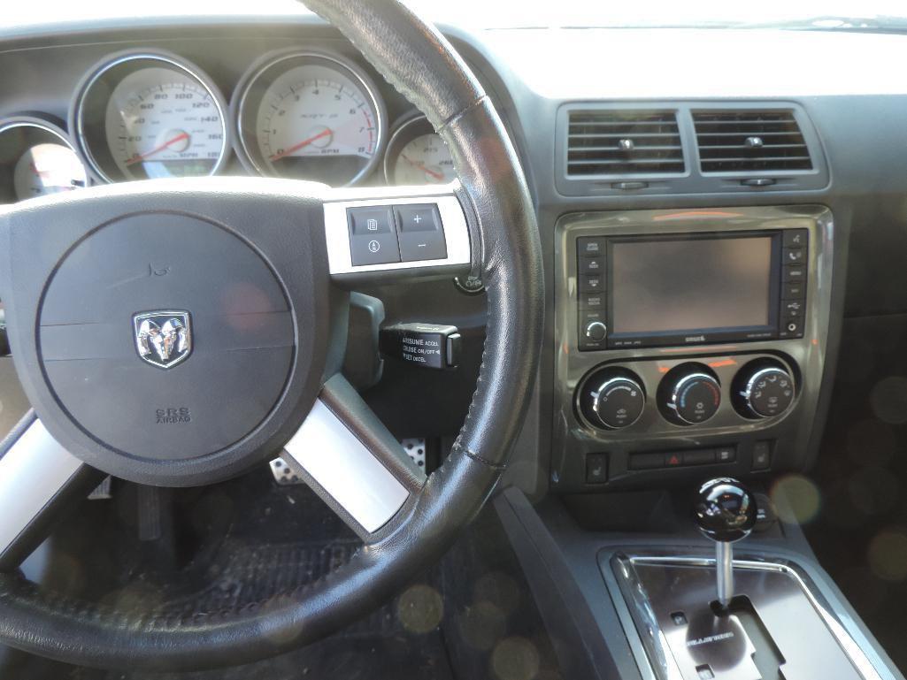 2008 Dodge Challenger SRT8 #3864 of 6400.