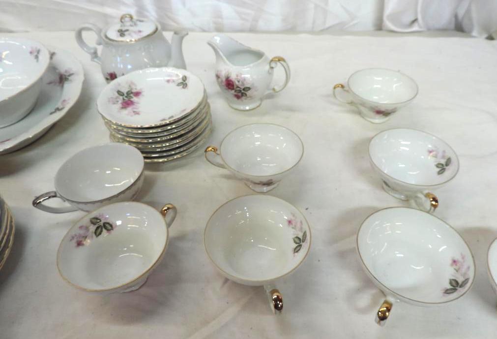 50+ pieces of Harmony House Eugenie Rose fine china.