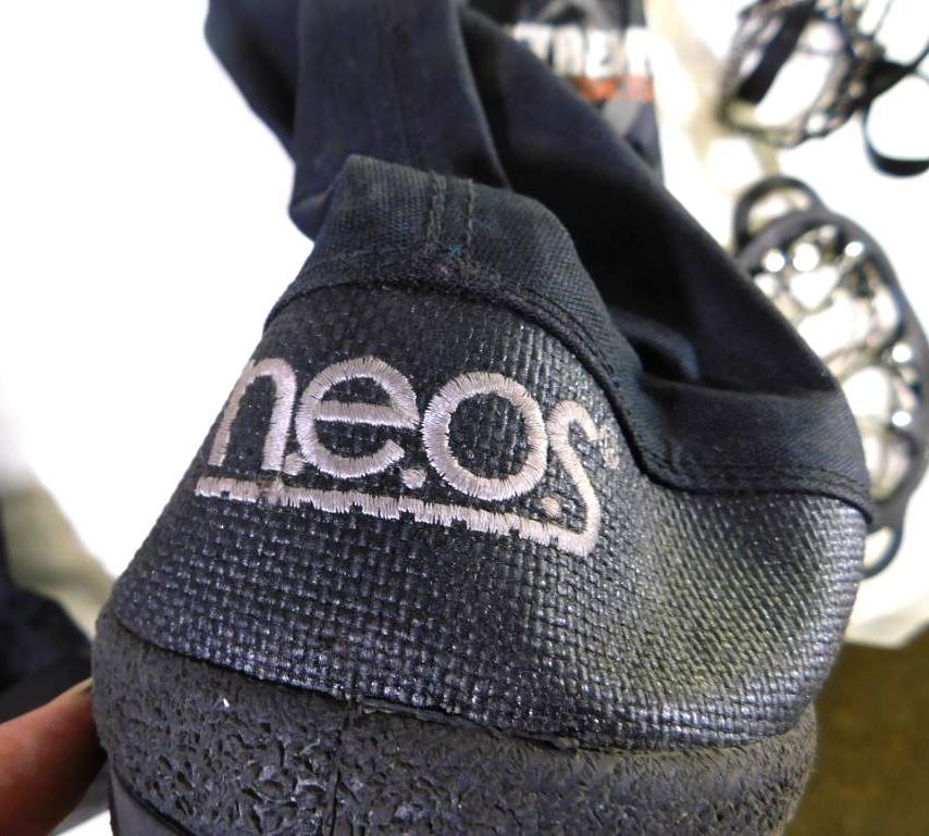 N.E.O.S overshoes and Ice traction