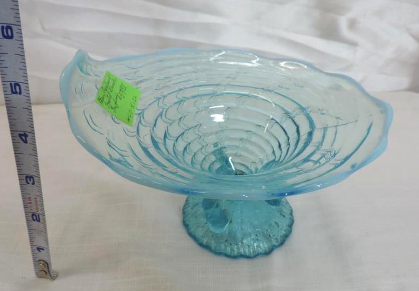 Blue opalescent 3 footed English bowl.