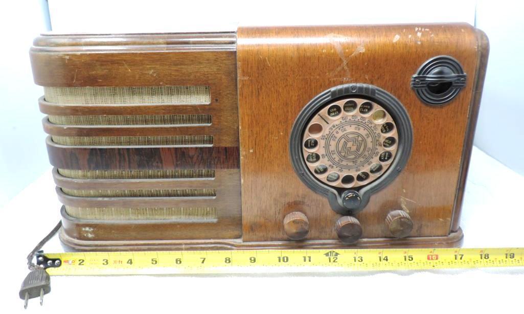 Wards airline tube radio model 62-306 (untested).