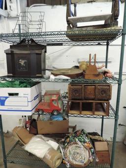 Antique collectibles lot.