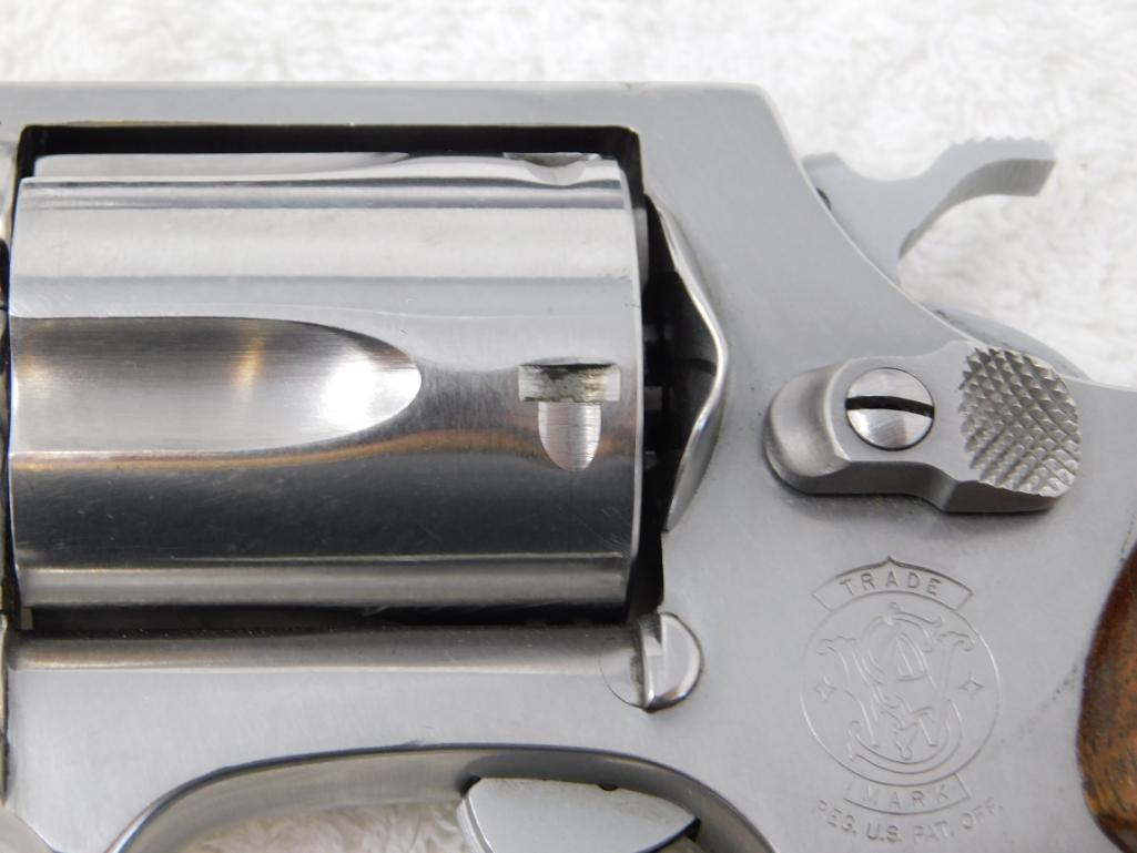 Smith & Wesson - Model 60 Chief Special