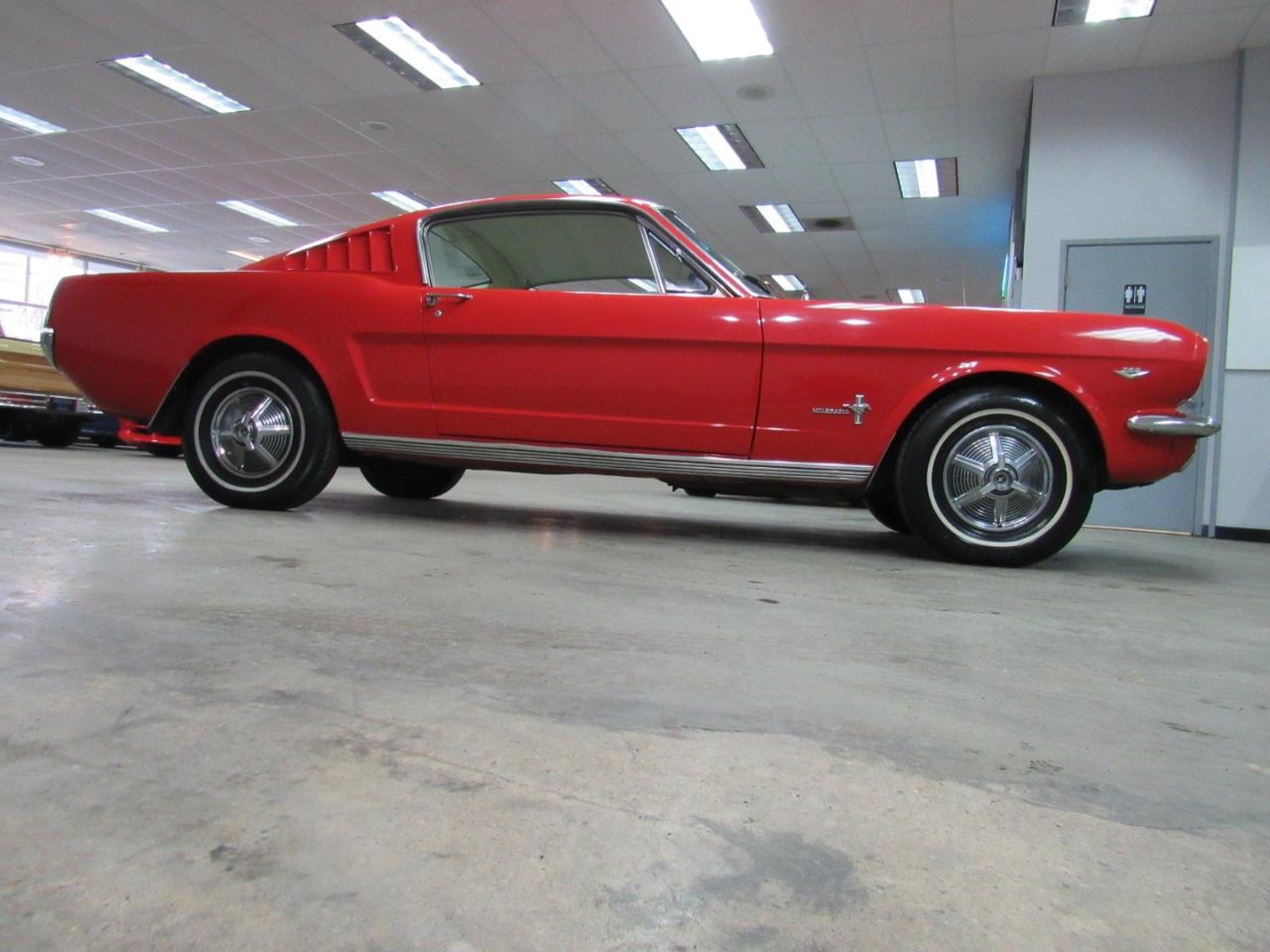 1966  FORD MUSTANG FAST BACK