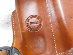 Ross shoulder holster rig for Glock 17 pistols