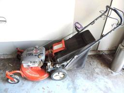 Scotts 3 n 1 mulching lawn mower.