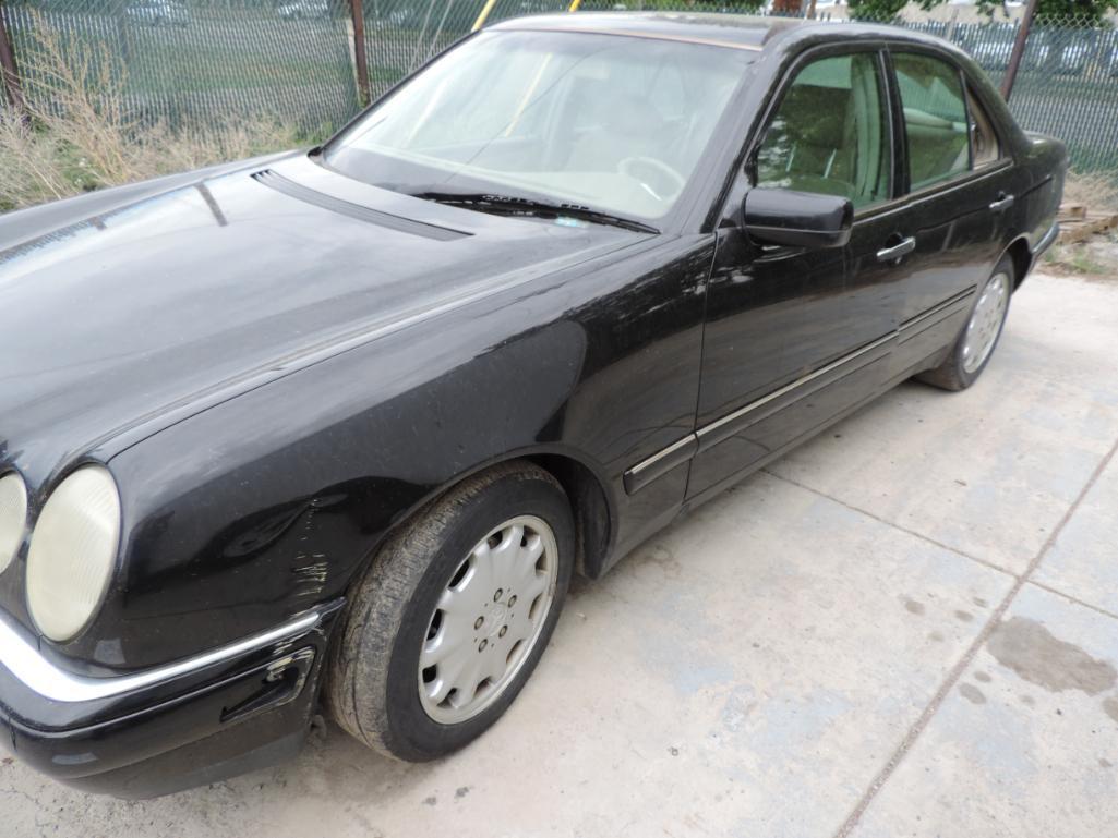 1999 Mercedes Benz E320 sedan estate car.