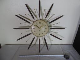 Mid-mod Lux 8 day clock (untested).