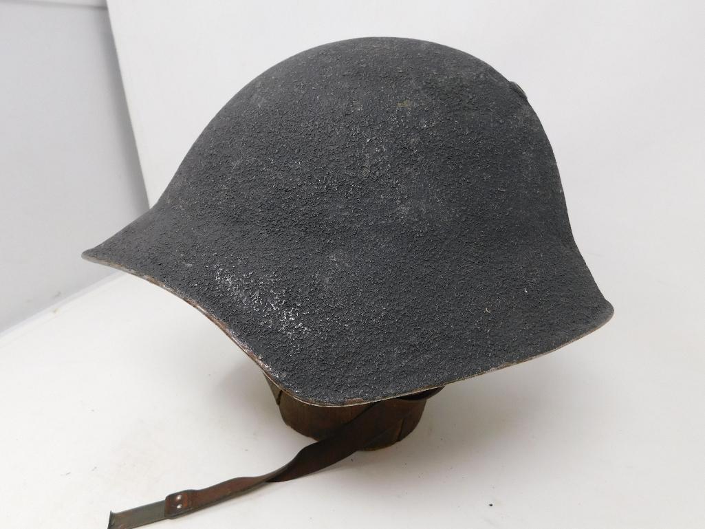 Swiss M18/43 Steel helmet