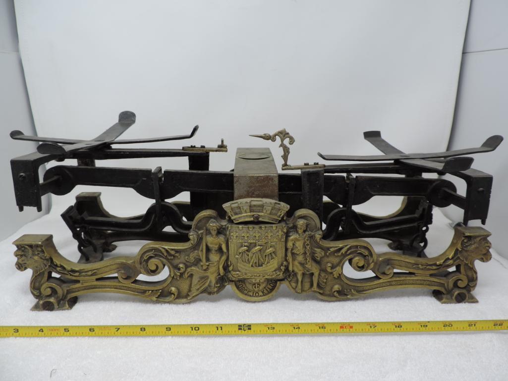 Stunning 19th century French ornate brass-bronze trade scale Roberval balance.