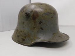 German M1916 Stalhelm WWI helmet