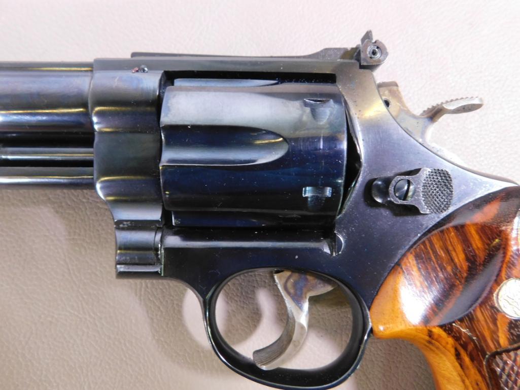 Smith & Wesson - 29