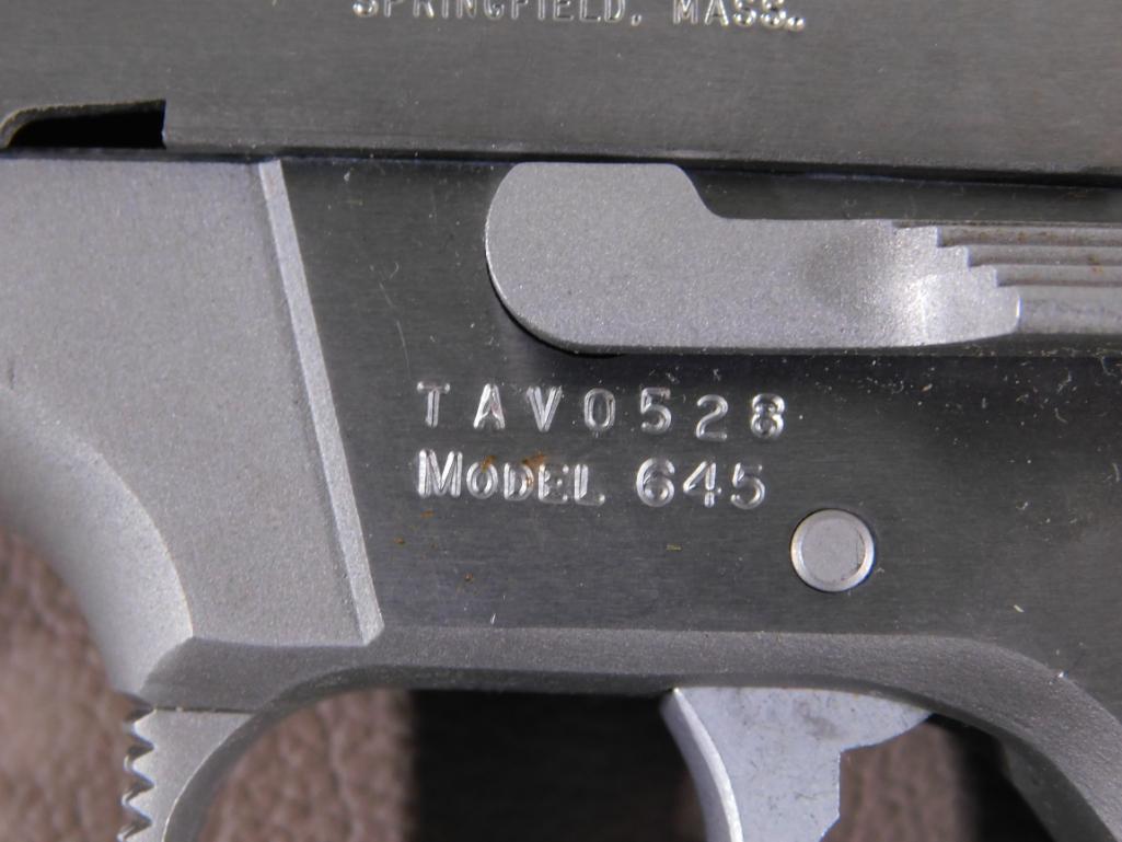 Smith & Wesson - 645