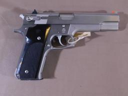 Smith & Wesson - 645