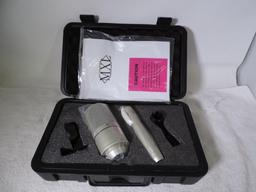 NOS MXL 990/991 microphone set with hard case.