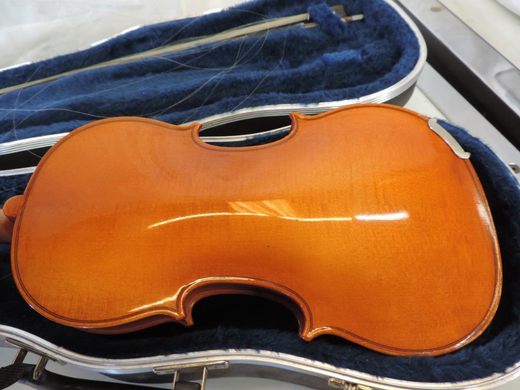 Karl Knilling 8kt 3/4 violin with bow and case.