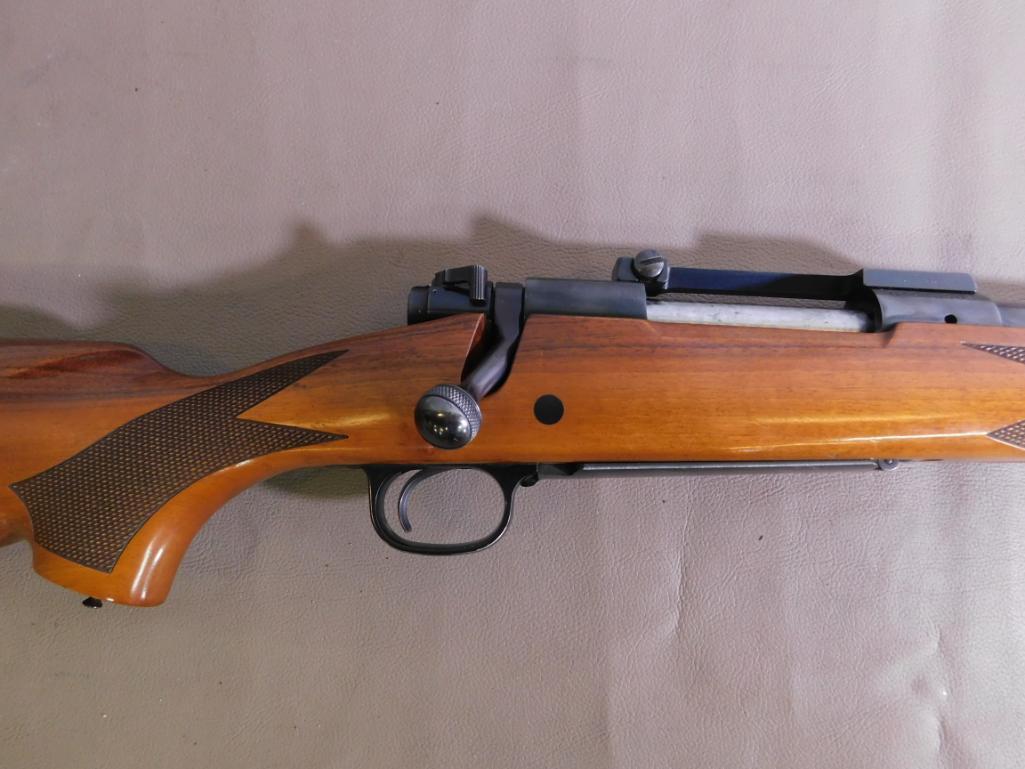 Winchester - 70 XTR Sporter Magnum