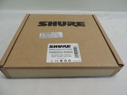 New Shure PA805Z2 reverse SMA passive directional antenna.