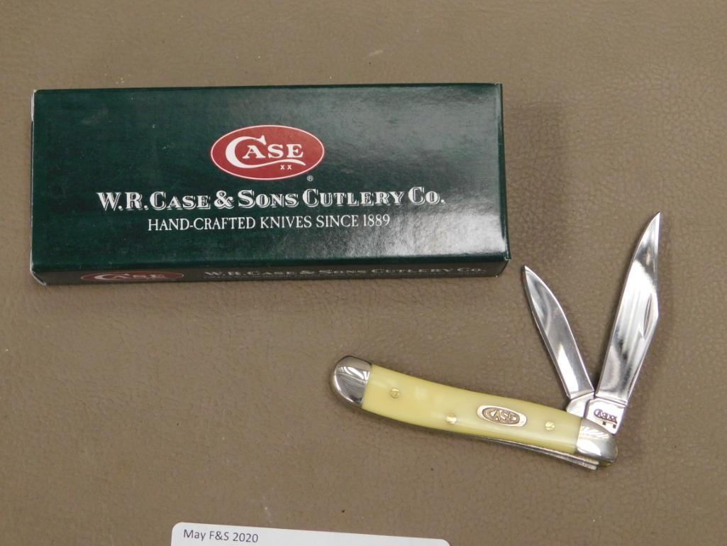 Case 3220 Peanut pocket knife