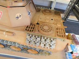 AWESOME custom built R/C WWII Panzer tank