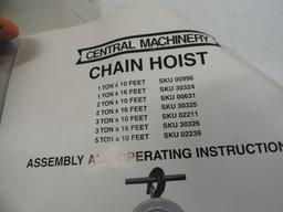 Central machinery 1 ton chain hoist.