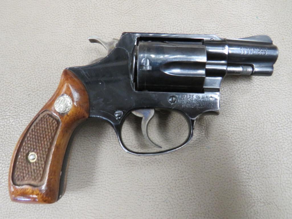 Smith & Wesson - 37 Airweight