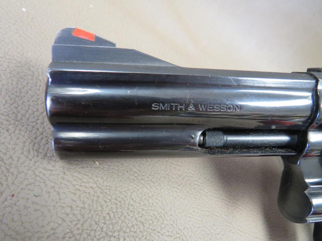 Smith & Wesson - 586