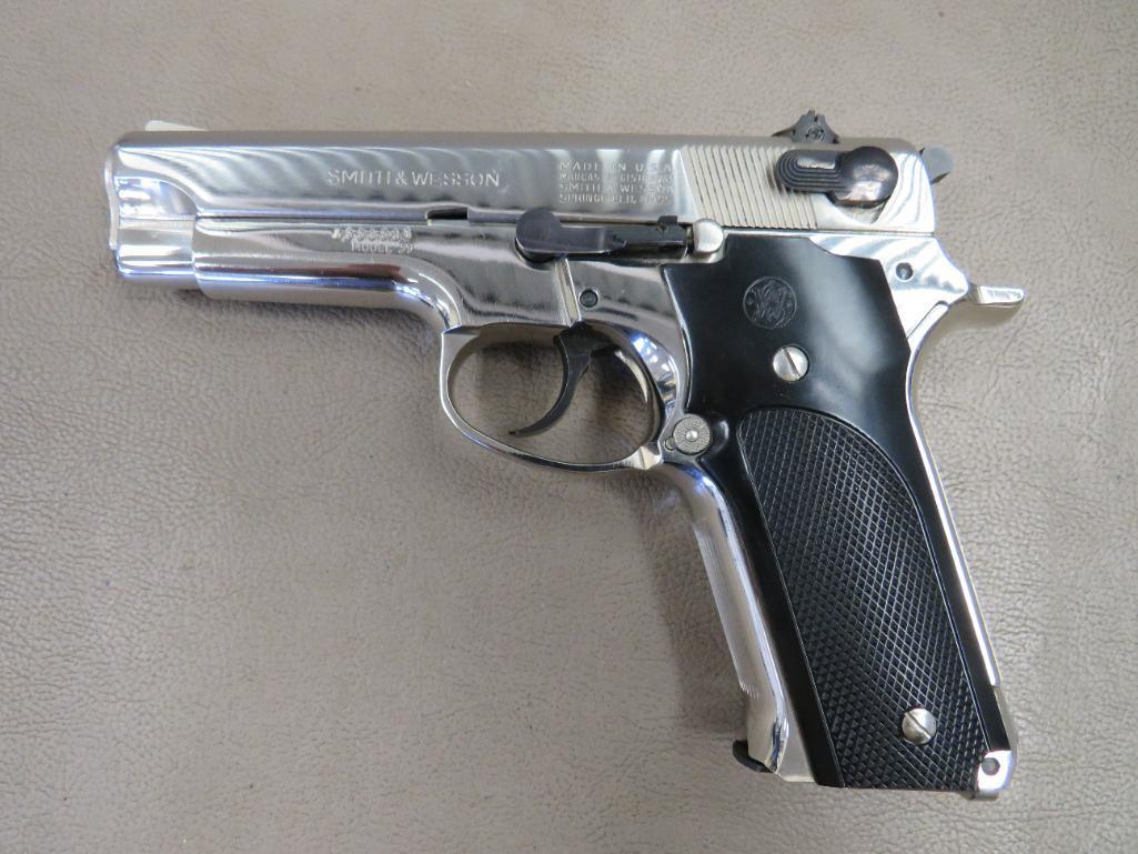 Smith & Wesson - 59