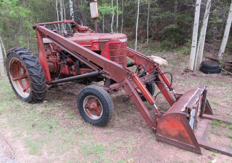 1943 Farmall M Farm Tractor