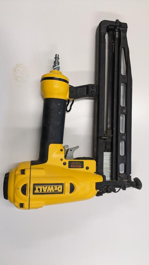 DeWalt Pneumatic Nailer