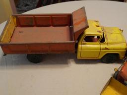 Antique Lumar Gravel Truck