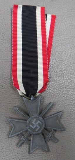 WWII 1939 German Iron Cross 2nd Class Medal