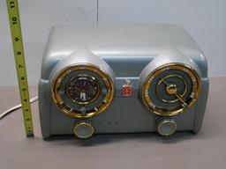 Vintage Crosley Tube Radio