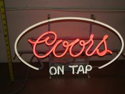 Coors on Tap Neon!