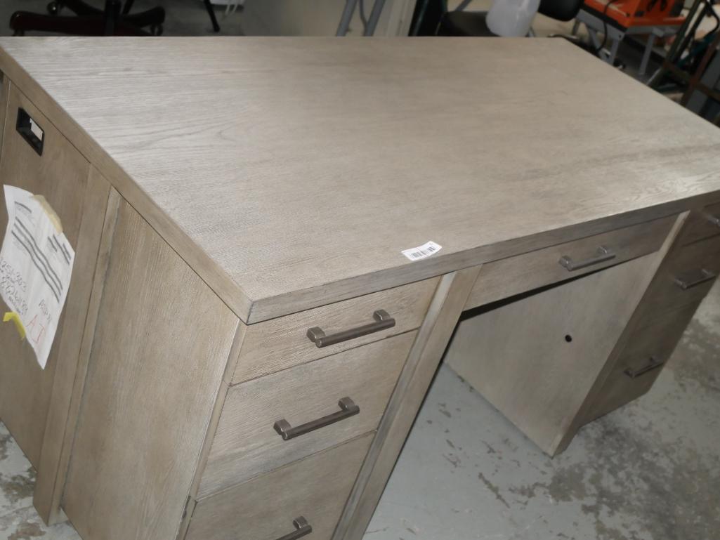 30x66x31.5" Gray Desk