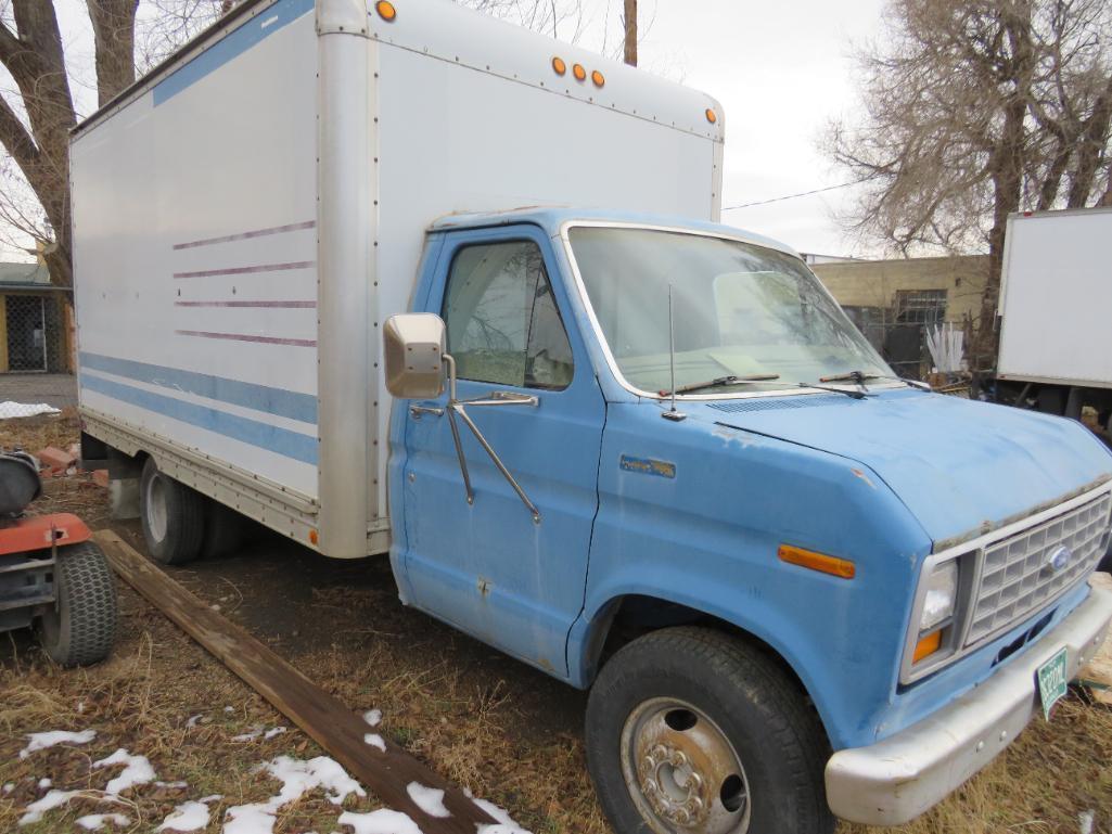 1990 Ford Box Truck