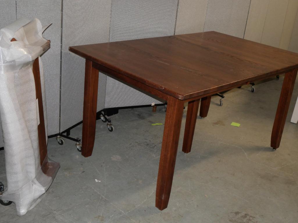 Nice Mavin Furniture Co Cherry Wood Table with 2 Leaves