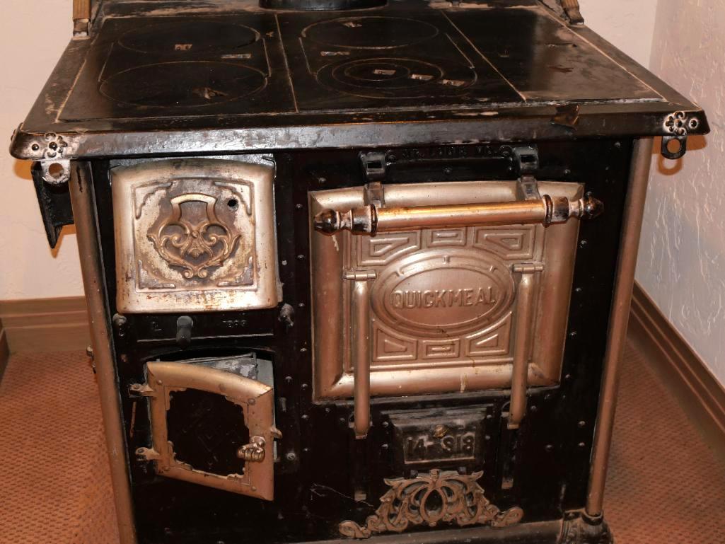 Gorgeous Antique Quick Meal Stove