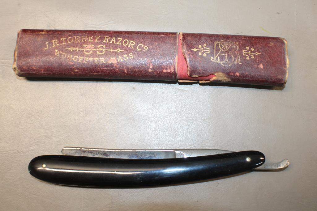 Antique JR Torrey Co Straight Razor