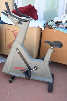 Life Cycle 9500HR Exercycle