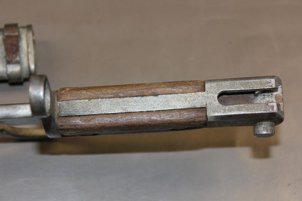 WWII Arisaka Type 30 Bayonet in Scabbard